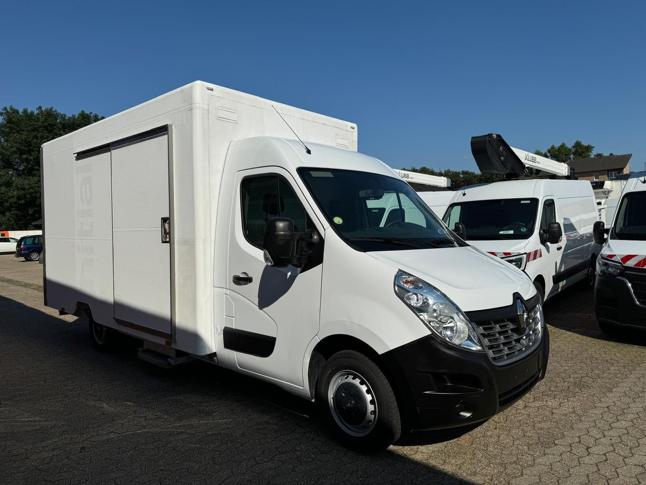 Renault Master Koffer mit Auffahrrampe 1200kg Nutzlast - Furgoneta: foto 3 Renault Master Koffer mit Auffahrrampe 1200kg Nutzlast - Furgoneta: foto 3