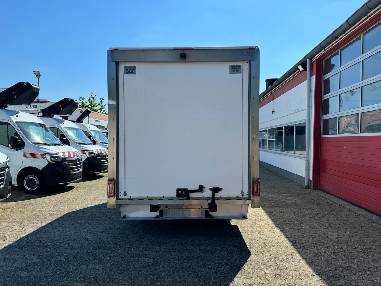 Renault Master Koffer mit Auffahrrampe 1200kg Nutzlast - Furgoneta: foto 5 Renault Master Koffer mit Auffahrrampe 1200kg Nutzlast - Furgoneta: foto 5