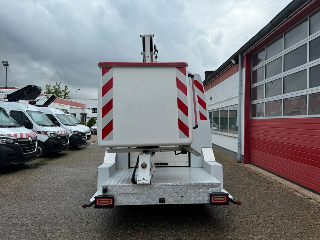 Renault Master L3H2 Steiger France Elévateur 172 TPFcc - Camión con plataforma elevadora: foto 5 Renault Master L3H2 Steiger France Elévateur 172 TPFcc - Camión con plataforma elevadora: foto 5