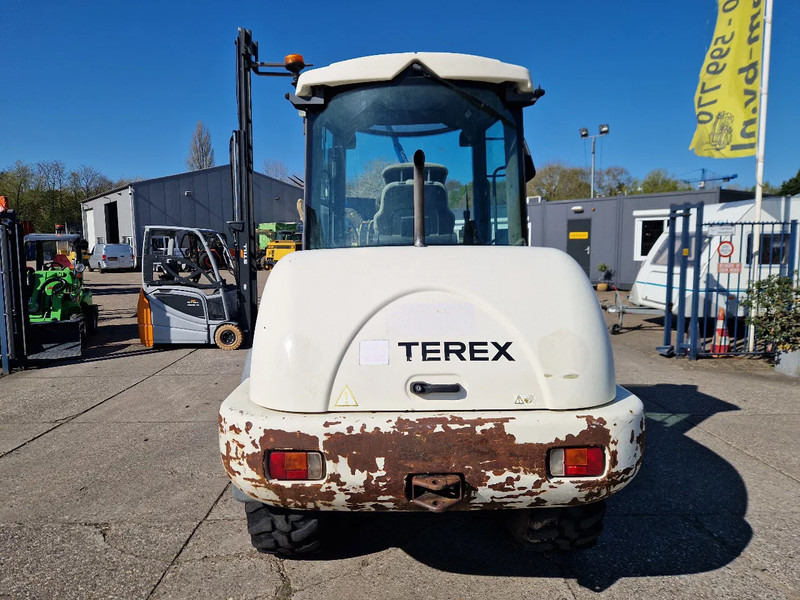 Terex TL80 palletvorken en 4in1-bak - Cargadora de ruedas: foto 3 Terex TL80 palletvorken en 4in1-bak - Cargadora de ruedas: foto 3
