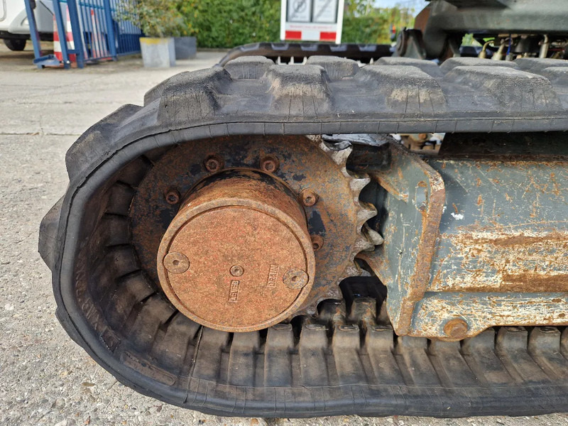 Miniexcavadora WACKER NEUSON 2404RD kan op een berghelling werken: foto 14