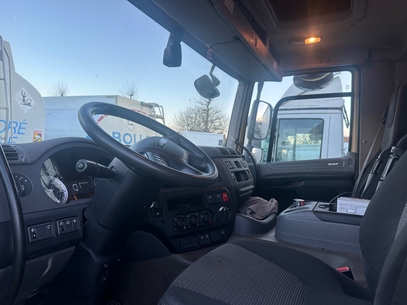 Cabeza tractora DAF CF 370*: foto 9