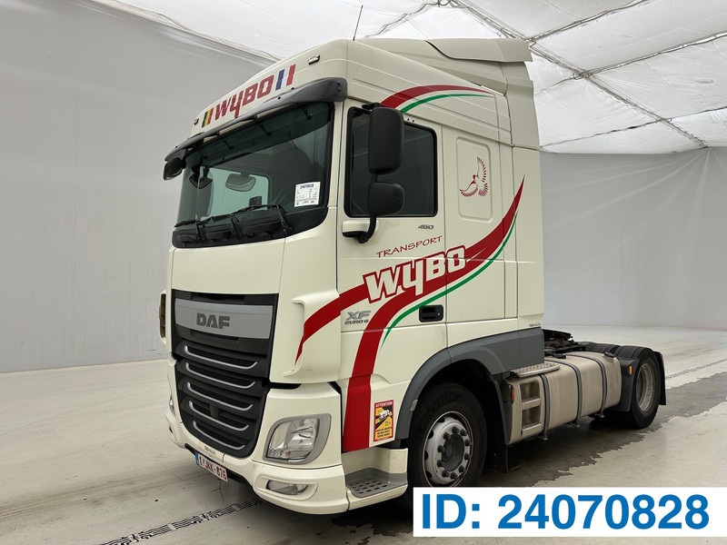 DAF XF 460 Space Cab - Cabeza tractora: foto 1 DAF XF 460 Space Cab - Cabeza tractora: foto 1