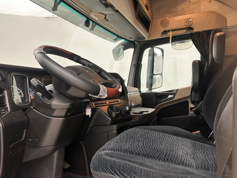 Cabeza tractora Mercedes-Benz Actros 1842: foto 9