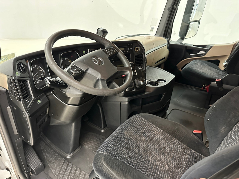 Cabeza tractora Mercedes-Benz Actros 1942: foto 8 Cabeza tractora Mercedes-Benz Actros 1942: foto 8