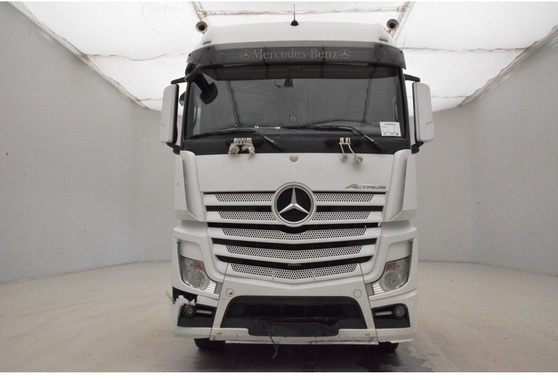 Mercedes-Benz Actros 2645 - 6x4 "NON-EU" - Cabeza tractora: foto 2 Mercedes-Benz Actros 2645 - 6x4 "NON-EU" - Cabeza tractora: foto 2