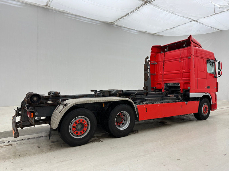 DAF XF105.410 Space Cab - Multibasculante camión: foto 5 DAF XF105.410 Space Cab - Multibasculante camión: foto 5