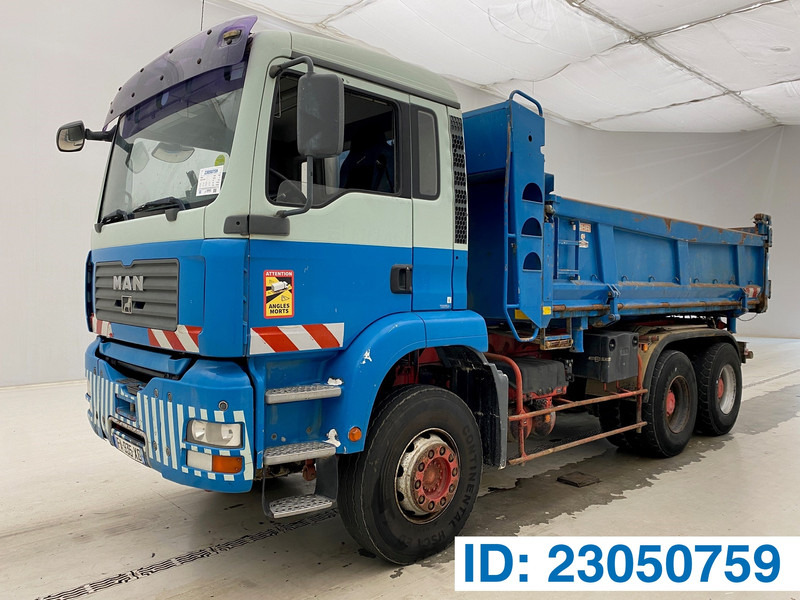 MAN TGA 33.350 - 6x4* - Volquete camión: foto 1 MAN TGA 33.350 - 6x4* - Volquete camión: foto 1