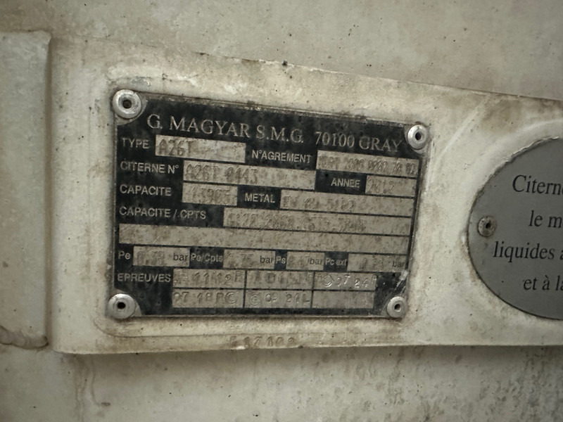 MAN TGM 18.290 - Cisterna camión: foto 4 MAN TGM 18.290 - Cisterna camión: foto 4