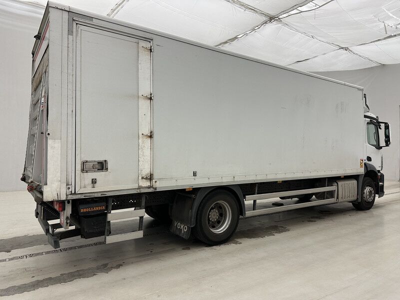 Mercedes-Benz Antos 2126 - Camión caja cerrada: foto 4 Mercedes-Benz Antos 2126 - Camión caja cerrada: foto 4