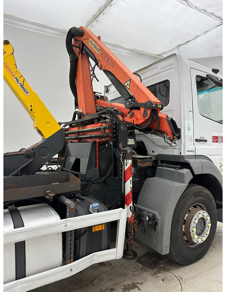 Mercedes-Benz Axor 1824 - Multibasculante camión, Camión grúa: foto 5 Mercedes-Benz Axor 1824 - Multibasculante camión, Camión grúa: foto 5