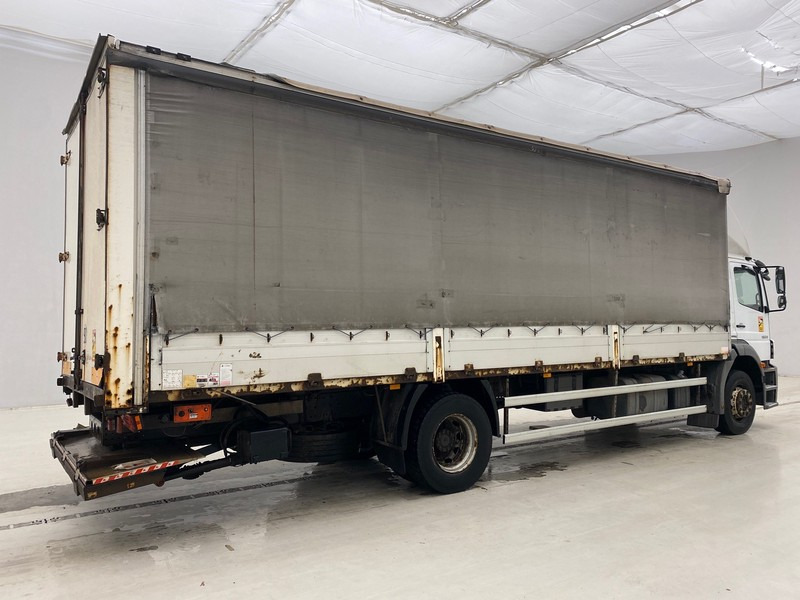 Mercedes-Benz Axor 1824 - Camión lona: foto 4 Mercedes-Benz Axor 1824 - Camión lona: foto 4