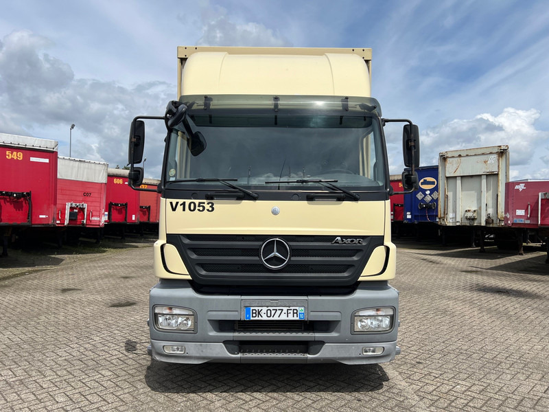 Mercedes-Benz Axor 1828 - Camión lona: foto 2 Mercedes-Benz Axor 1828 - Camión lona: foto 2