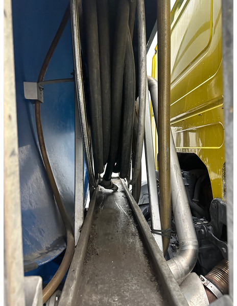 Scania P230 - Cisterna camión: foto 5 Scania P230 - Cisterna camión: foto 5