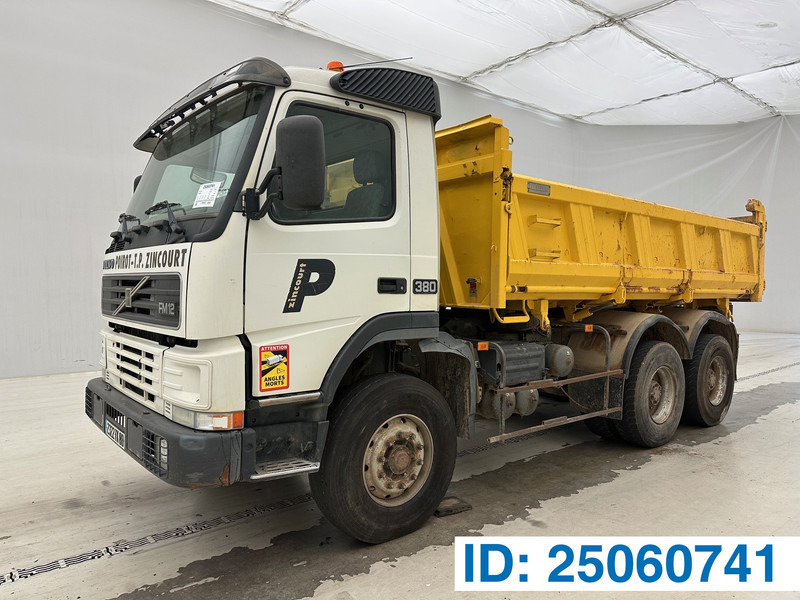 Volvo FM 380 - 6x4 - Volquete camión: foto 1 Volvo FM 380 - 6x4 - Volquete camión: foto 1
