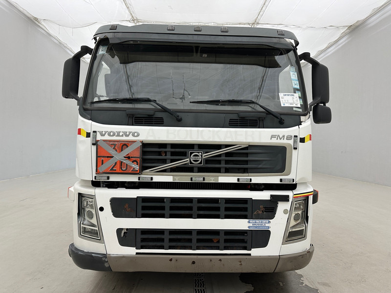 Volvo FM9.260 - Cisterna camión: foto 2 Volvo FM9.260 - Cisterna camión: foto 2