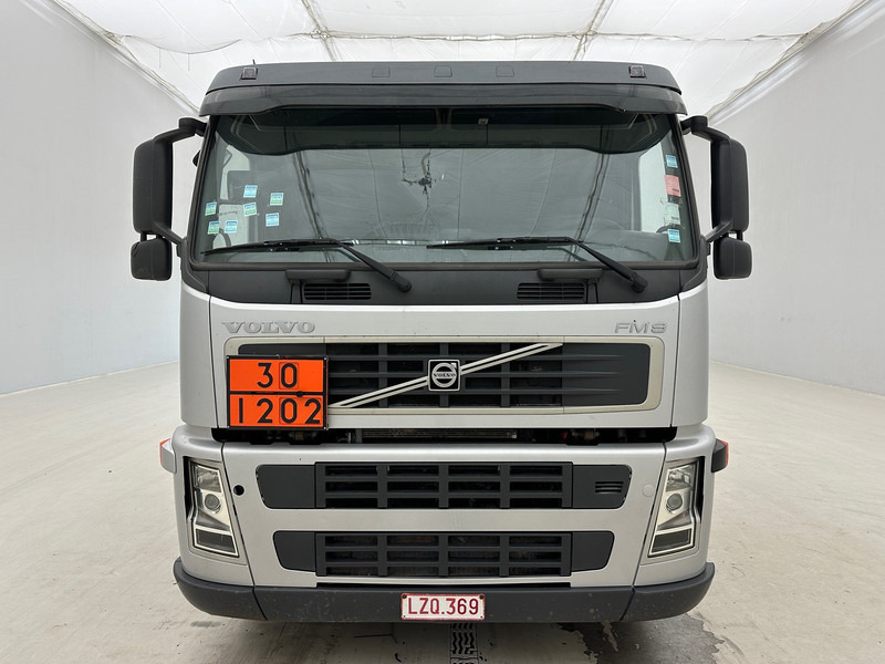 Volvo FM9.260 - Cisterna camión: foto 2 Volvo FM9.260 - Cisterna camión: foto 2