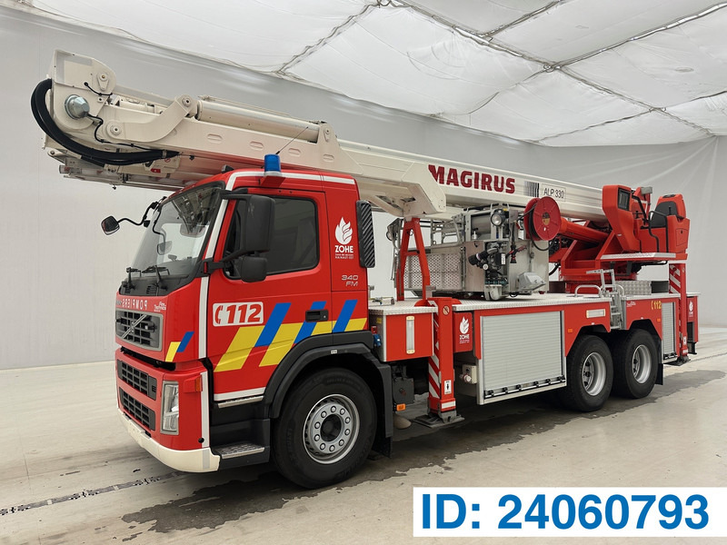 Volvo MAGIRUS ALP330 - FM 340 - 6x4 - Camión de bomberos: foto 1 Volvo MAGIRUS ALP330 - FM 340 - 6x4 - Camión de bomberos: foto 1