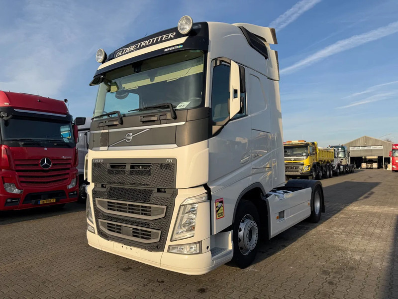 Volvo FH 500 Globetrotter Euro 6 - Cabeza tractora: foto 1 Volvo FH 500 Globetrotter Euro 6 - Cabeza tractora: foto 1