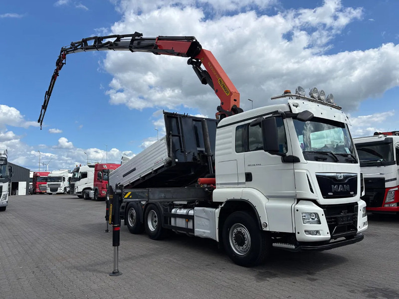 MAN TGS 28.440 6x4 Hydrodrive Euro 6 Tipper / Tractor + Palfinger 33002 Fly Jip PJ060 - Camión grúa: foto 2 MAN TGS 28.440 6x4 Hydrodrive Euro 6 Tipper / Tractor + Palfinger 33002 Fly Jip PJ060 - Camión grúa: foto 2