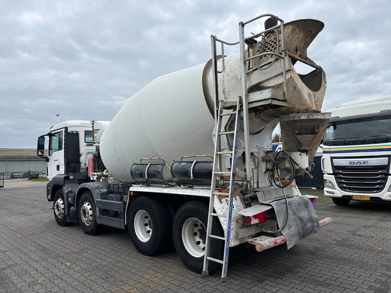 MAN TGS 32.400 8X4 Euro 5 9 M3 Stetter Schwing mixer - Camión hormigonera: foto 3 MAN TGS 32.400 8X4 Euro 5 9 M3 Stetter Schwing mixer - Camión hormigonera: foto 3