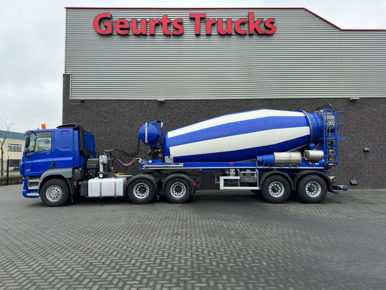 DAF CF 510 6X4 + DE BUF ST2 2-ASSIGE 10M3 CONCRE - Cabeza tractora: foto 1 DAF CF 510 6X4 + DE BUF ST2 2-ASSIGE 10M3 CONCRE - Cabeza tractora: foto 1