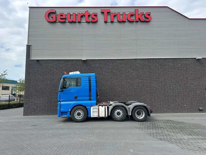 MAN TGX 26.440 6X2/4 BLS TREKKER / SZM / TRACTOR MET SCHADE MOTOR - Cabeza tractora: foto 1 MAN TGX 26.440 6X2/4 BLS TREKKER / SZM / TRACTOR MET SCHADE MOTOR - Cabeza tractora: foto 1