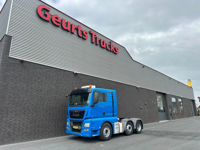 MAN TGX 26.440 6X2/4 BLS TREKKER / SZM / TRACTOR MET SCHADE MOTOR - Cabeza tractora: foto 2 MAN TGX 26.440 6X2/4 BLS TREKKER / SZM / TRACTOR MET SCHADE MOTOR - Cabeza tractora: foto 2