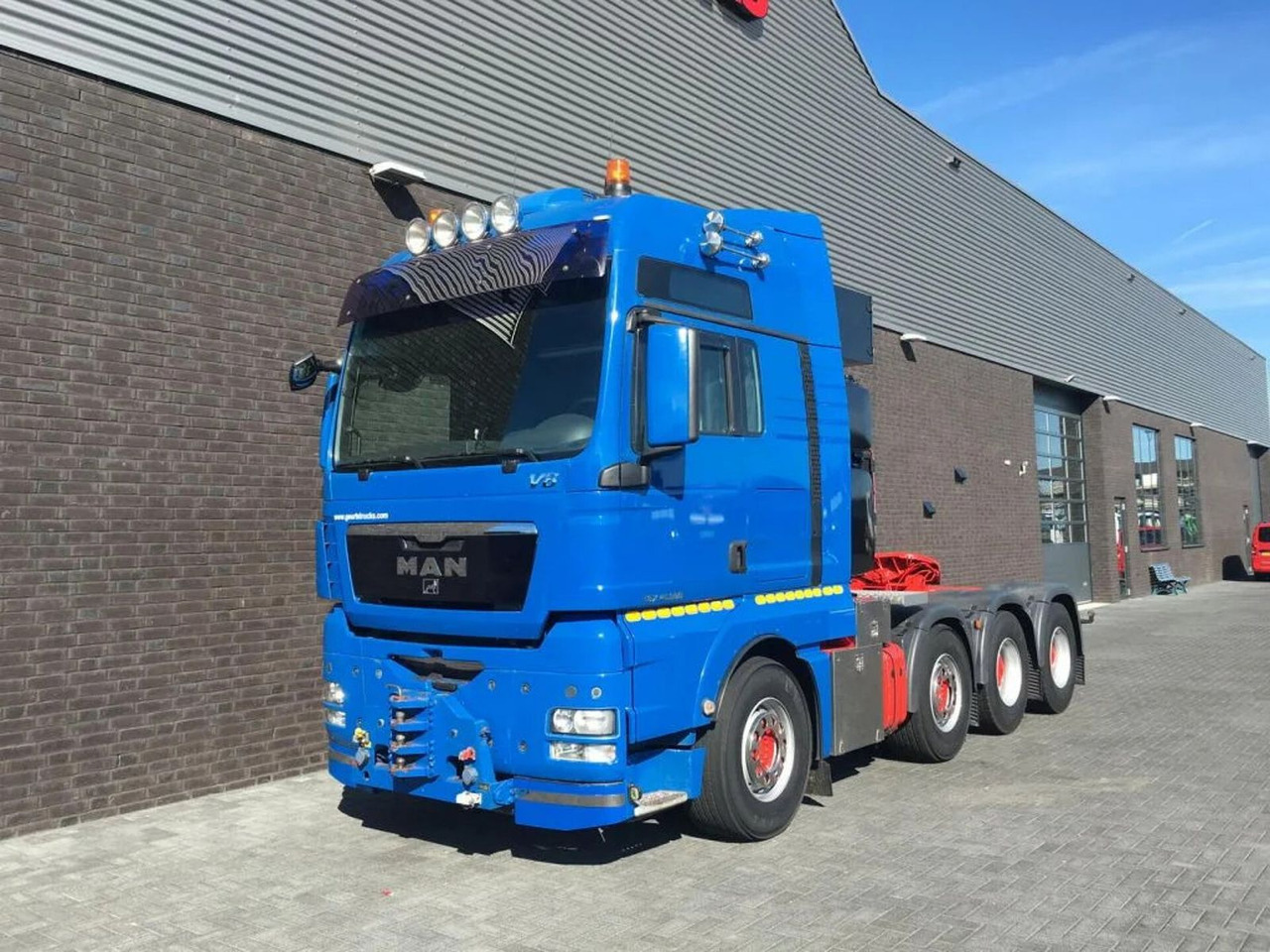 MAN TGX 41.680 V8 8X4 HEAVY DUTY TRACTOR 250 TONS - Cabeza tractora: foto 2 MAN TGX 41.680 V8 8X4 HEAVY DUTY TRACTOR 250 TONS - Cabeza tractora: foto 2
