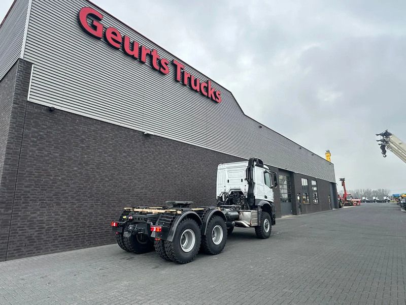 Mercedes-Benz Arocs 4052 AS 6X6 HEAVY DUTY PRIME MOVERS NEW 4 UNITS IN STOCK !!!! - Cabeza tractora: foto 5 Mercedes-Benz Arocs 4052 AS 6X6 HEAVY DUTY PRIME MOVERS NEW 4 UNITS IN STOCK !!!! - Cabeza tractora: foto 5