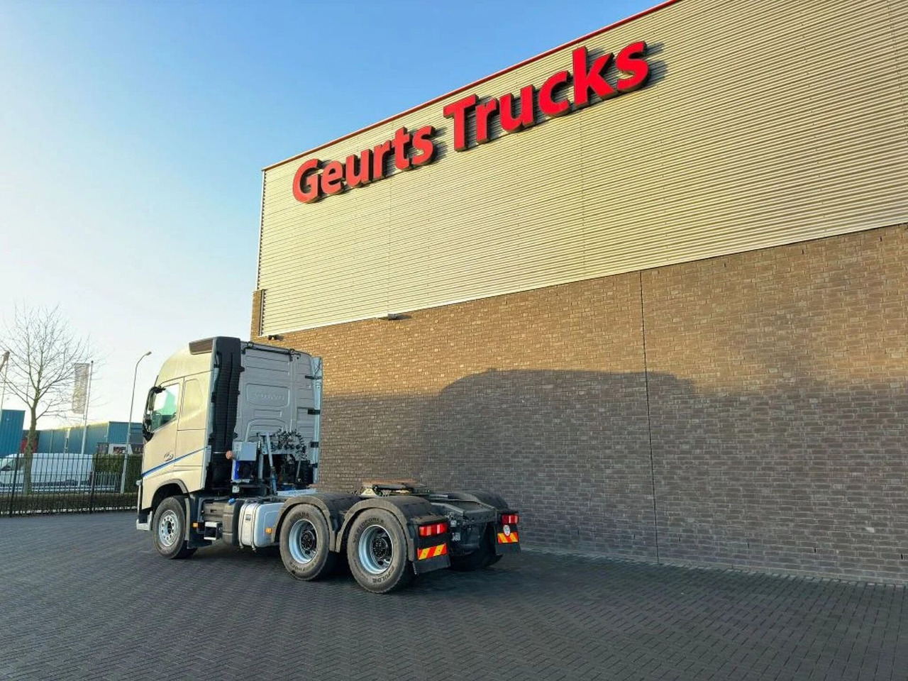 Volvo FH 460 6X4 TREKKER/TRACTOR/SZM EURO 6 HYDRAULIC - Cabeza tractora: foto 3 Volvo FH 460 6X4 TREKKER/TRACTOR/SZM EURO 6 HYDRAULIC - Cabeza tractora: foto 3