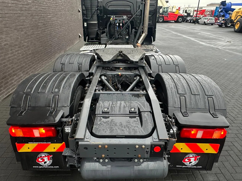 Leasing financiero de Volvo FH 540 6X4 TREKKER/TRACTOR/SZM EURO 6 HYDRAULIC leasing Volvo FH 540 6X4 TREKKER/TRACTOR/SZM EURO 6 HYDRAULIC: foto 10