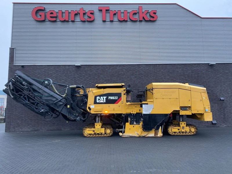 Caterpillar PM622 CRAWLER PROFILER/ASFALTFREESMACHINE/ASPHALTFRÄSEN-MASCHINE - Construcción de carreteras: foto 2 Caterpillar PM622 CRAWLER PROFILER/ASFALTFREESMACHINE/ASPHALTFRÄSEN-MASCHINE - Construcción de carreteras: foto 2
