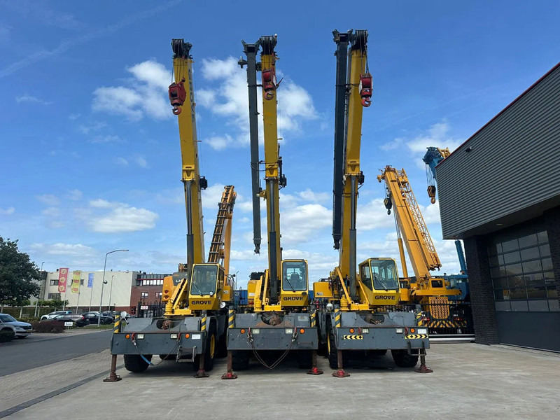 Grove RT 530E ROUGH TERRAIN CRANE - Grúa para terrenos difíciles: foto 2 Grove RT 530E ROUGH TERRAIN CRANE - Grúa para terrenos difíciles: foto 2