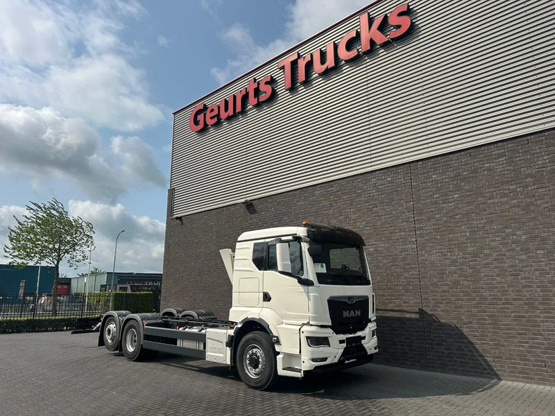 MAN TGS 26.520 6X2H-4 BL CH HYDRO DRIVE CHASSIS CABINE (NIEUW) - Chasis camión: foto 5 MAN TGS 26.520 6X2H-4 BL CH HYDRO DRIVE CHASSIS CABINE (NIEUW) - Chasis camión: foto 5