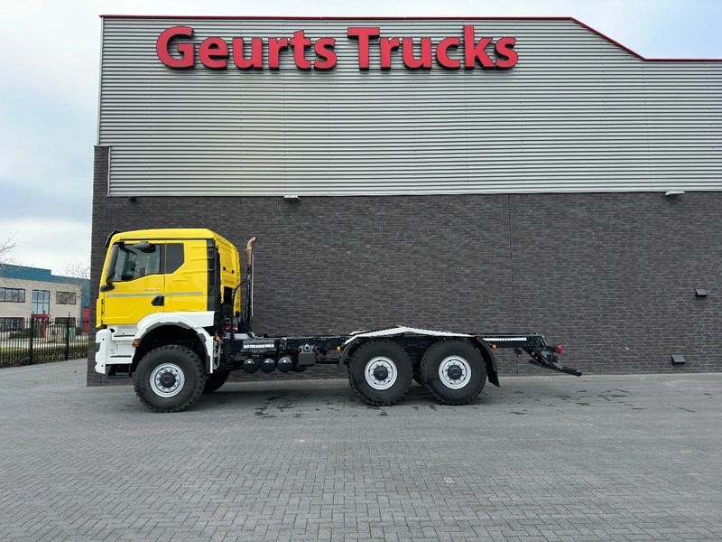 MAN TGS 33.540 6X6 BB CH HEAVY DUTY CHASSIS CABINE/NIEUW/NEUE/NEW - Chasis camión: foto 1 MAN TGS 33.540 6X6 BB CH HEAVY DUTY CHASSIS CABINE/NIEUW/NEUE/NEW - Chasis camión: foto 1