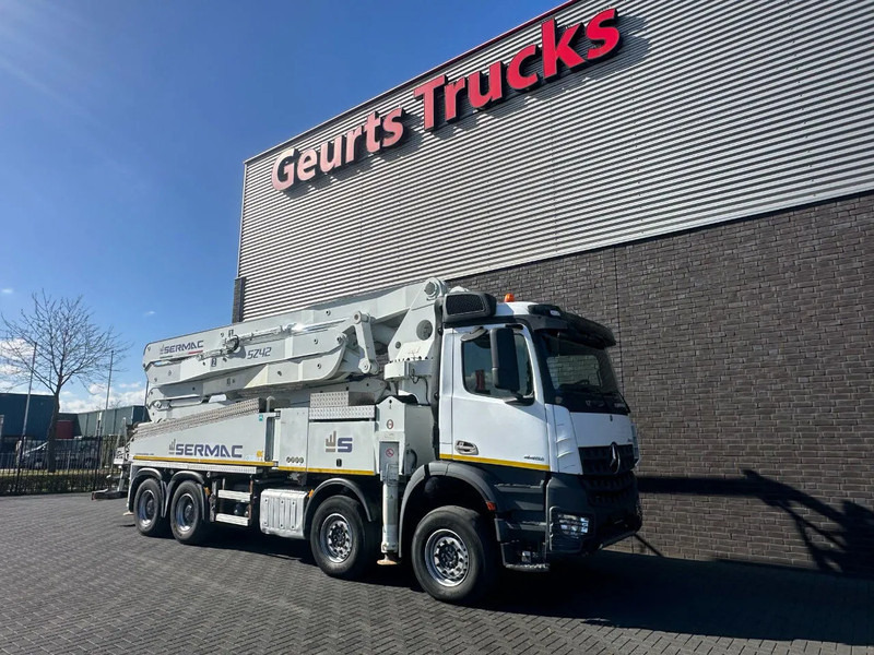 Mercedes-Benz Arocs 4451 8X4 + SERMAC 5Z42 BETONPOMP/BETONPUMPE/CONCRETE PUMP - Bomba de hormigón: foto 5 Mercedes-Benz Arocs 4451 8X4 + SERMAC 5Z42 BETONPOMP/BETONPUMPE/CONCRETE PUMP - Bomba de hormigón: foto 5