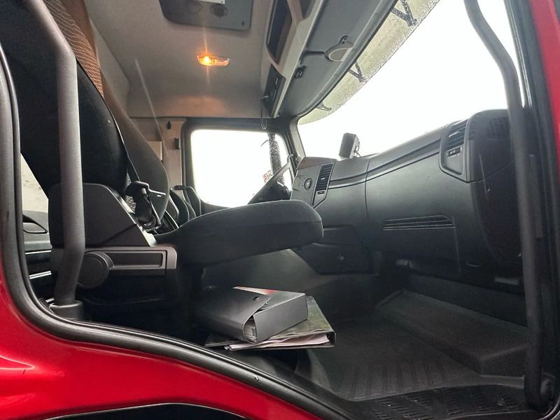 Leasing financiero de Mercedes-Benz Arocs 8X4 VDL S-30-6600 HAAKARMSYSTEEM/ABROLLKIPPER/HOOKLIFT leasing Mercedes-Benz Arocs 8X4 VDL S-30-6600 HAAKARMSYSTEEM/ABROLLKIPPER/HOOKLIFT: foto 11 Leasing financiero de Mercedes-Benz Arocs 8X4 VDL S-30-6600 HAAKARMSYSTEEM/ABROLLKIPPER/HOOKLIFT leasing Mercedes-Benz Arocs 8X4 VDL S-30-6600 HAAKARMSYSTEEM/ABROLLKIPPER/HOOKLIFT: foto 11