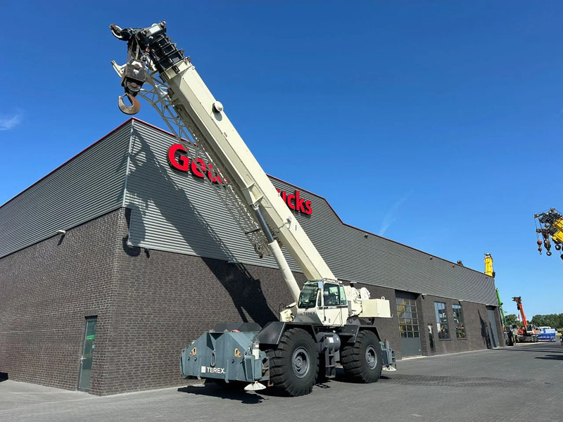 Terex RT130 ROUGH TERRAIN CRANE + JIB - Grúa para terrenos difíciles: foto 2 Terex RT130 ROUGH TERRAIN CRANE + JIB - Grúa para terrenos difíciles: foto 2