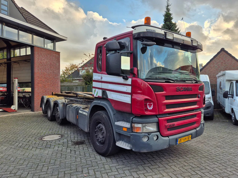 Scania P 420 8x2.... manuel gearbox. - Camión con equipo de cable: foto 1 Scania P 420 8x2.... manuel gearbox. - Camión con equipo de cable: foto 1