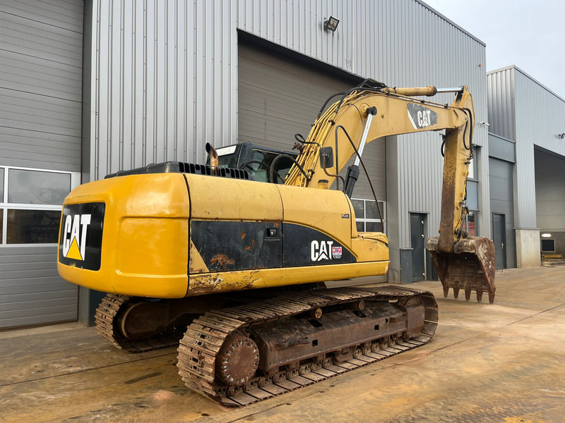 Caterpillar 320D - bucket with teeth - Excavadora de cadenas: foto 5 Caterpillar 320D - bucket with teeth - Excavadora de cadenas: foto 5