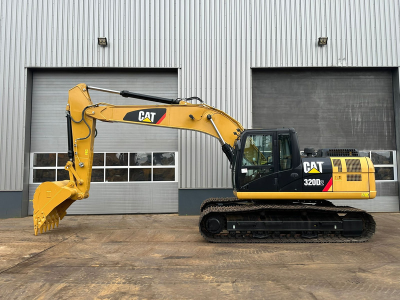 Caterpillar 320D2 - Excavadora de cadenas: foto 1 Caterpillar 320D2 - Excavadora de cadenas: foto 1
