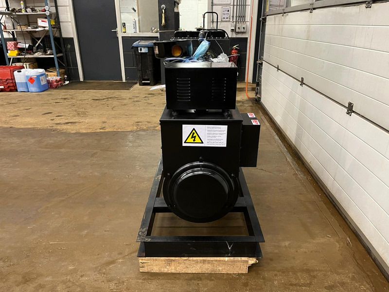 Giga power LT-W30GF 37.5 KVA Open generator - Generador industriale: foto 4 Giga power LT-W30GF 37.5 KVA Open generator - Generador industriale: foto 4