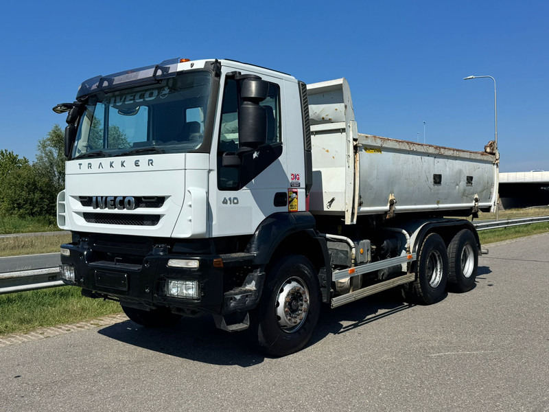 Iveco Trakker 410 6x4 Kipper - Volquete camión: foto 2 Iveco Trakker 410 6x4 Kipper - Volquete camión: foto 2