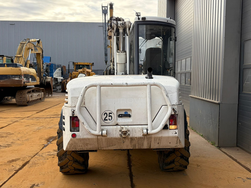 Mecalac 12MTX incl. 5 x bucket - Excavadora de ruedas: foto 4 Mecalac 12MTX incl. 5 x bucket - Excavadora de ruedas: foto 4