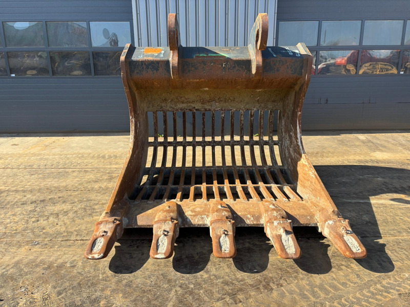 Verachtert Skeleton bucket with teeth CW70 for 374F - Cazo: foto 2 Verachtert Skeleton bucket with teeth CW70 for 374F - Cazo: foto 2