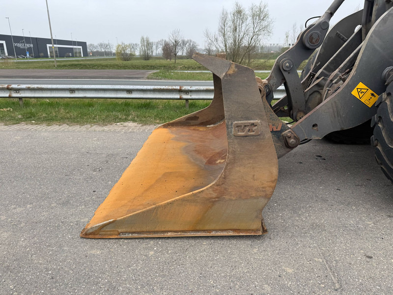 Cargadora de ruedas Volvo L110H: foto 9