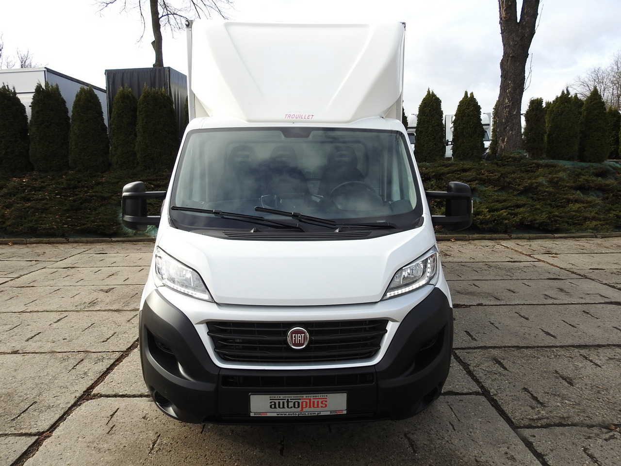 FIAT DUCATO BOX LIFT 8 PALLETS CRUISE CONTROL NAVIGATION AIR CONDITIONING LED LIGHTS 130HP - Furgoneta: foto 5 FIAT DUCATO BOX LIFT 8 PALLETS CRUISE CONTROL NAVIGATION AIR CONDITIONING LED LIGHTS 130HP - Furgoneta: foto 5