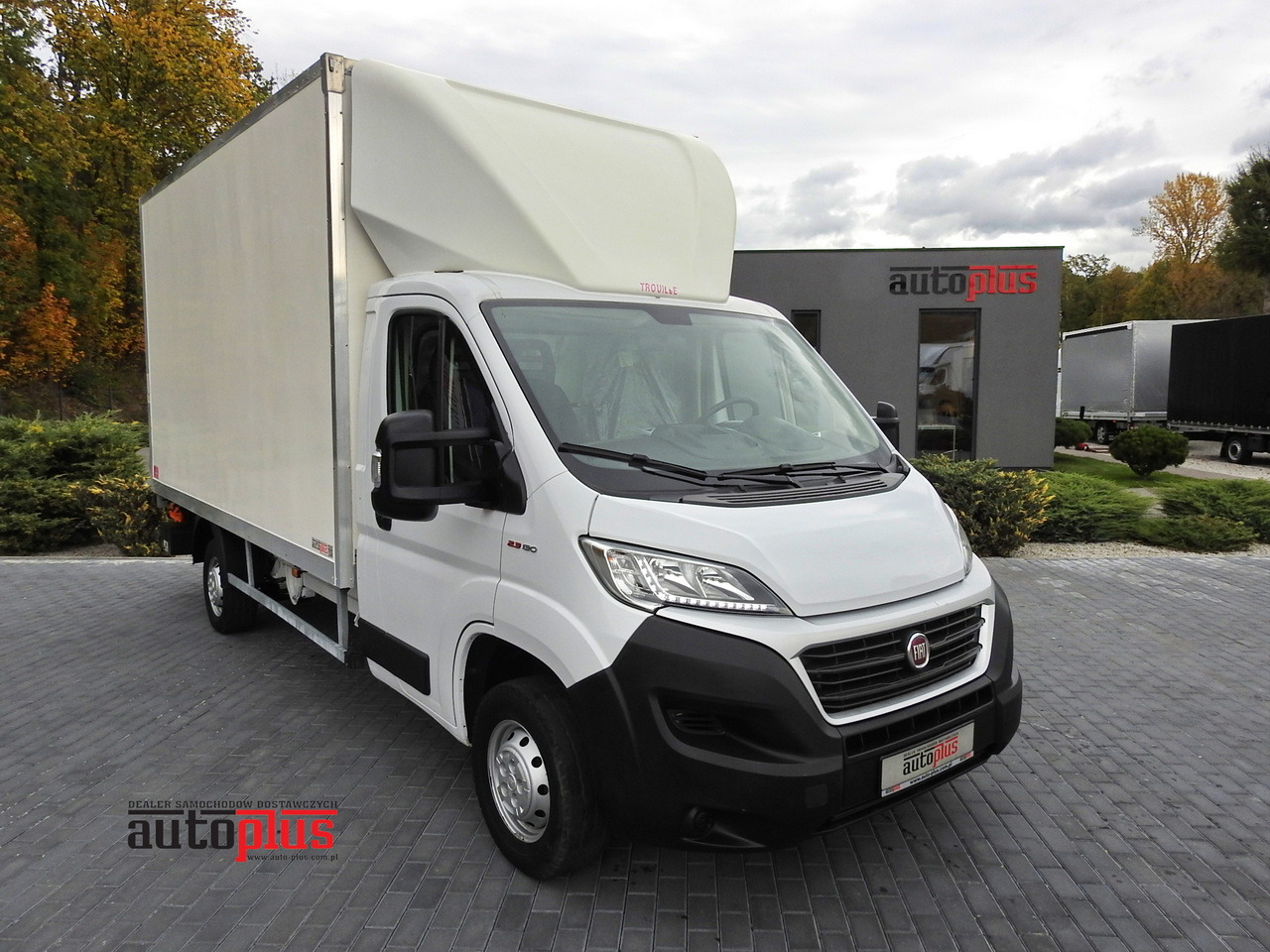 FIAT DUCATO BOX LIFT 8 PALLETS CRUISE CONTROL NAVIGATION AIR CONDITIONING LED LIGHTS 130HP - Furgoneta: foto 1 FIAT DUCATO BOX LIFT 8 PALLETS CRUISE CONTROL NAVIGATION AIR CONDITIONING LED LIGHTS 130HP - Furgoneta: foto 1