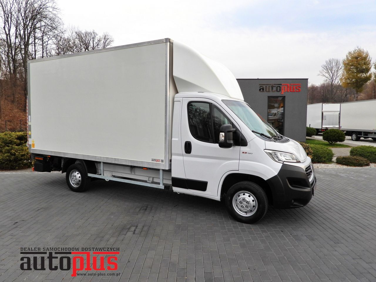FIAT DUCATO BOX LIFT 8 PALLETS CRUISE CONTROL NAVIGATION LED LIGHTS AIR CONDITIONING 130HP - Furgoneta: foto 1 FIAT DUCATO BOX LIFT 8 PALLETS CRUISE CONTROL NAVIGATION LED LIGHTS AIR CONDITIONING 130HP - Furgoneta: foto 1